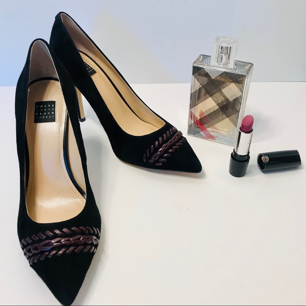 🆕 White House Black Market Heel